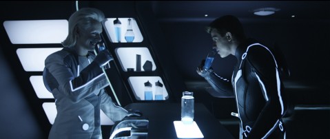 tron-legacy-caster-and-sam